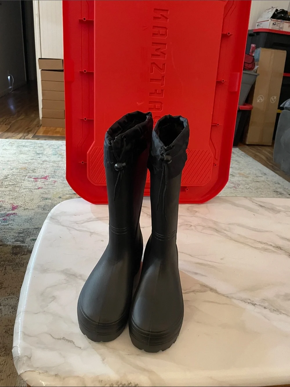 Black faux fur lined boots